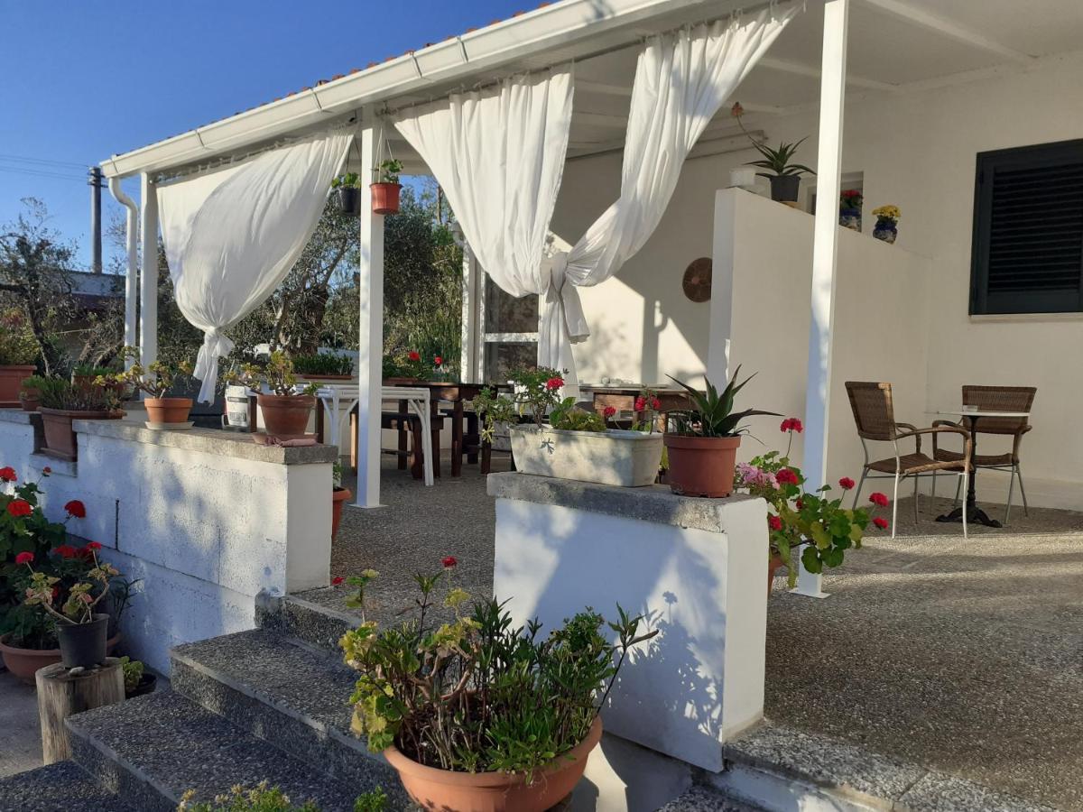Casa Vacanza Fiorella Torre dell'Orso Exteriör bild