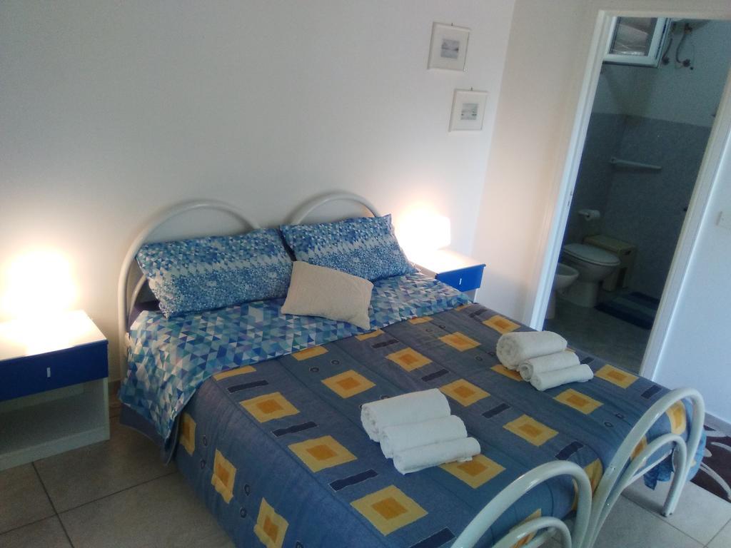 Casa Vacanza Fiorella Torre dell'Orso Exteriör bild