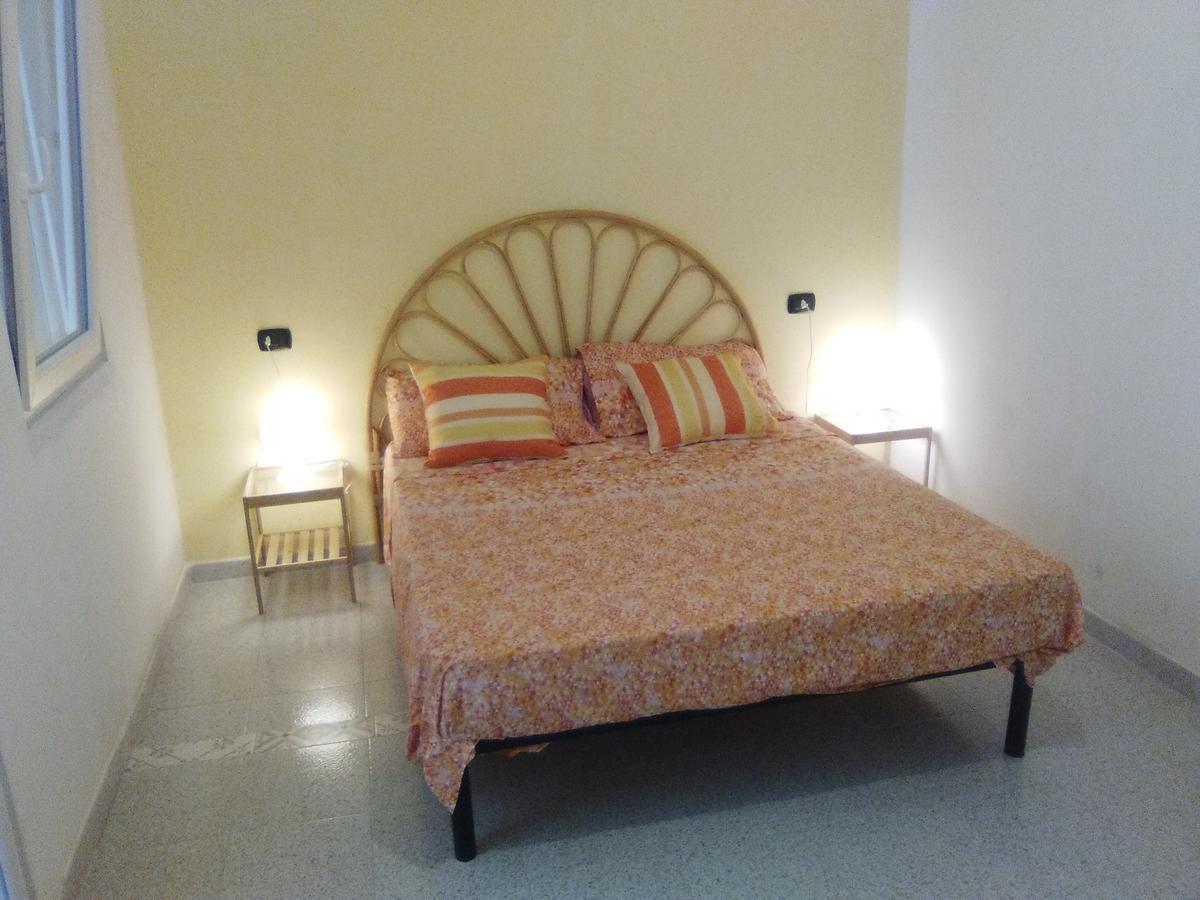 Casa Vacanza Fiorella Torre dell'Orso Exteriör bild
