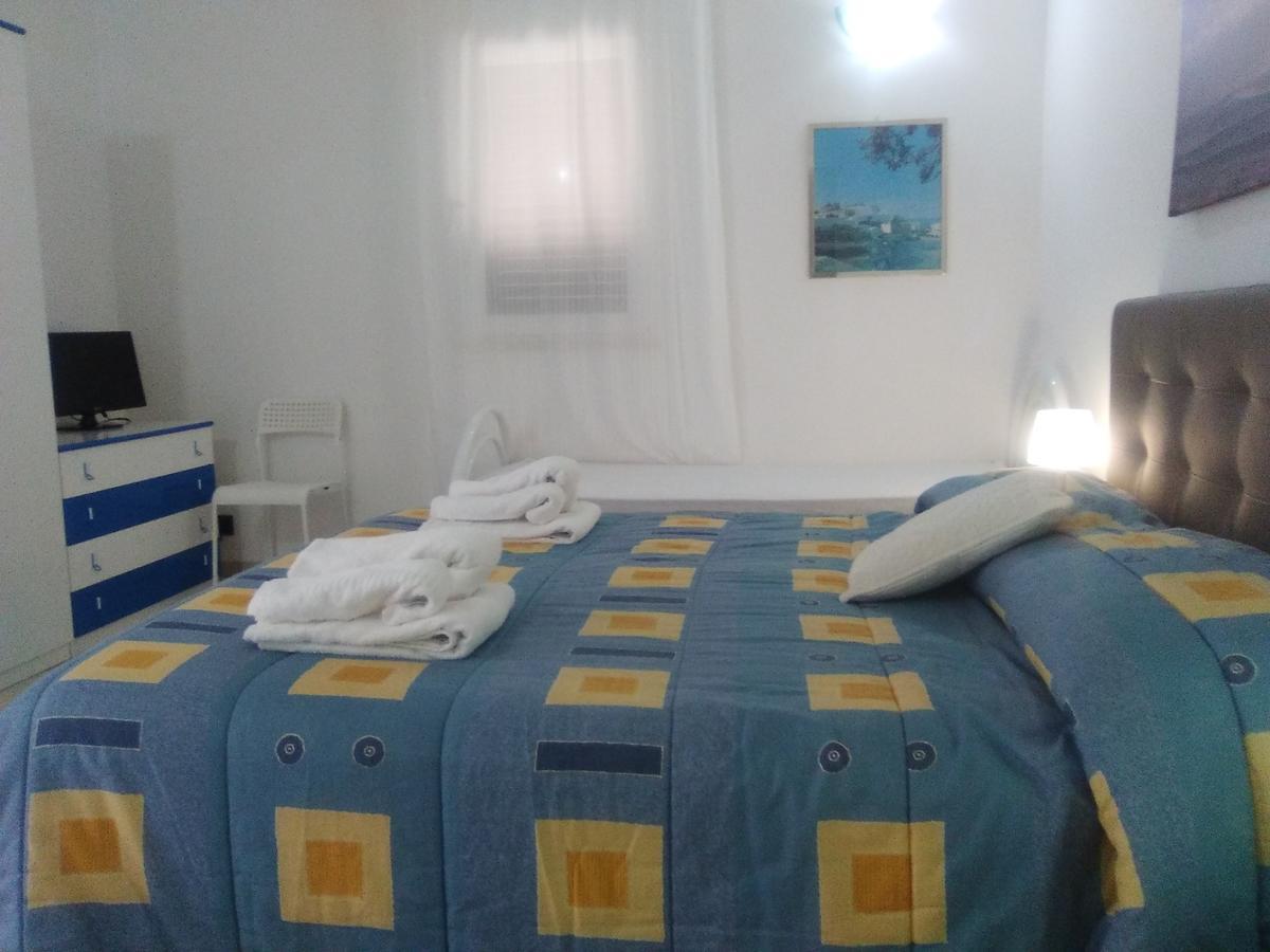 Casa Vacanza Fiorella Torre dell'Orso Exteriör bild